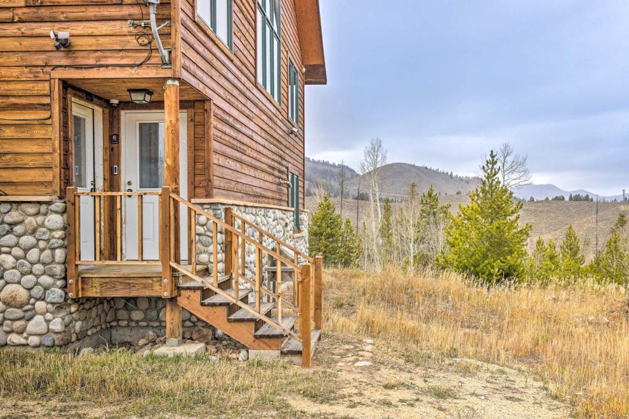 Secluded Granby Mtn Cabin 75 Acres And Views Villa Luaran gambar